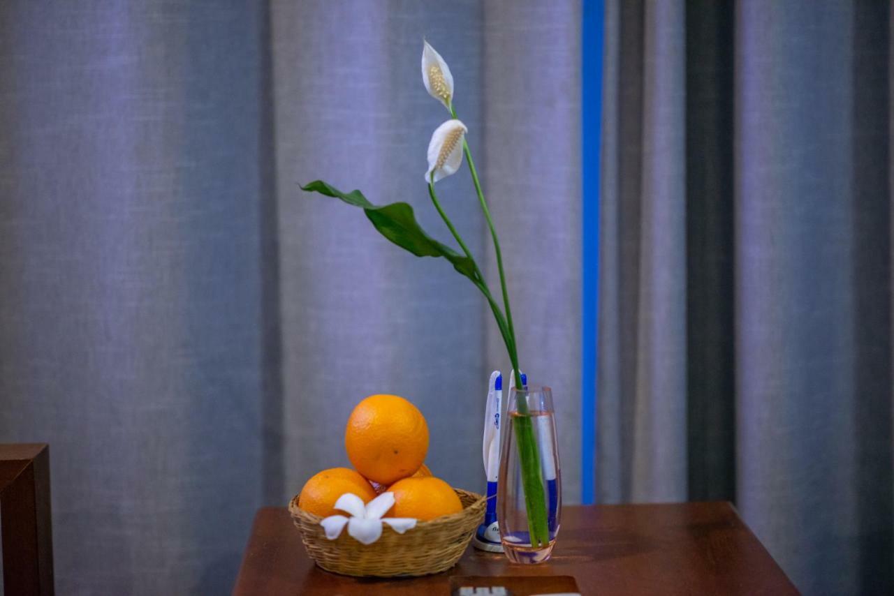 Chez Moi Suite & Spa Siem Reap Bagian luar foto